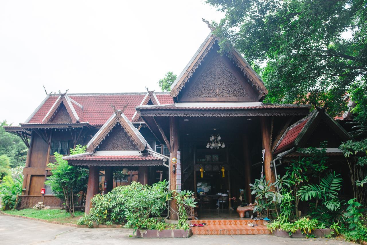 Baan Thai Resort Чиангмай Экстерьер фото